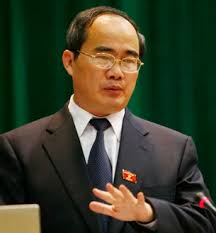 Phó thủ tướng kiêm Bộ trưởng Bộ GD-ĐT Nguyễn Thiện Nhân đang trả lời chất vấn của Quốc hội - Ảnh: Việt Dũng - ImageView