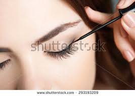 Image result for images of girls who applying eyeliner on her eyes