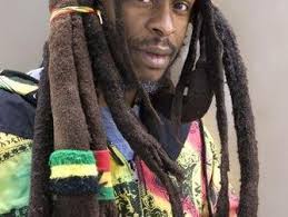 You don&#39;t have dreads until you can put sweatbands around them like David Hinds from Steel Pulse - 676142466-david_hinds