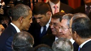Resultado de imagen para MUNDO Imagen histórica: Obama y Castro,