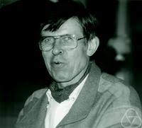 Josef Hoschek. J. Hoschek; (1987)