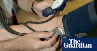 Half of UK adults 'don't contact GP within 6 months of finding cancer 
symptom'