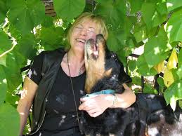 Verhaltenstherapie für Tiere - Dr. Renate Jones - Über mich - cache_2415363422