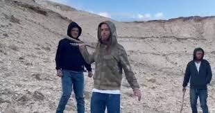 Settlers filmed attacking Palestinians, foreign tourists during West Bank 
hike
