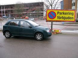Bildresultat för felparkerade bilar