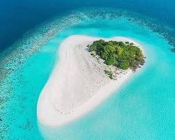 جزيرة ادهو جزر المالديف