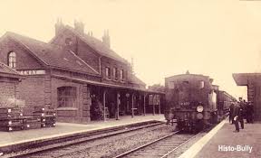 Image result for train et gare
