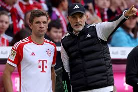 FC Bayern: Aktuell nur Bank-Star! Wie lange hält Thomas Müller noch die Füße still?