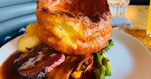 'I tried the Greater Manchester Sunday roast named best in the UK'