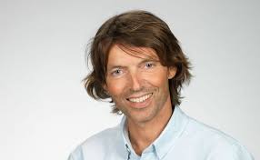 2012 heißt der Sportarzt des Jahres Karl-Heinz Kristen aus Wien (Österreich) ...
