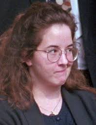 goes into the Union County Courthouse. July 27, 1995. Susan Smith - susan-smith-46