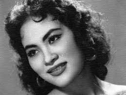 Khánh Ngọc là một ca sĩ thành danh trong làng nhạc từ những năm giữa thập niên 1950 đến đầu thập niên 1960. Cô còn là một diễn viên điện ảnh nổi tiếng trước ... - 83dKHANH-NGOC-4